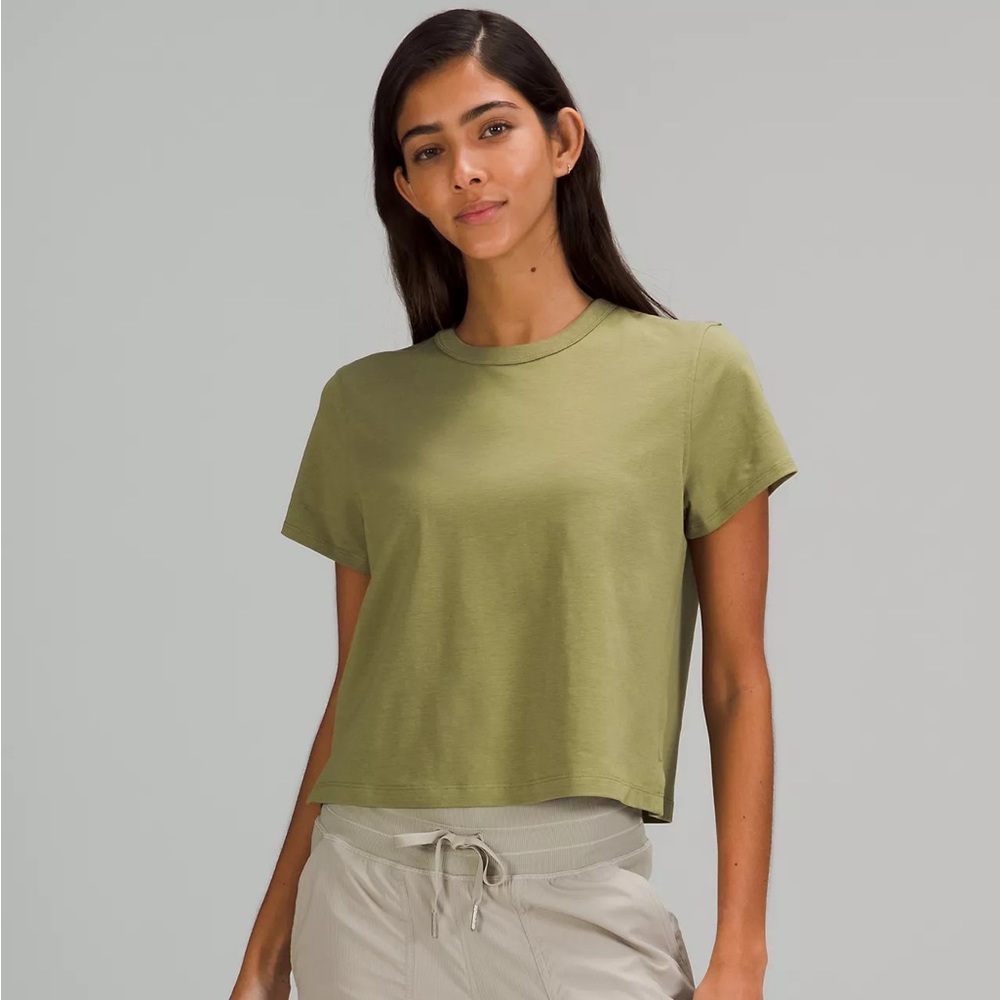 Lululemon classic fit cotton blend t-shirt green size 4